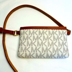 Michael Kors waist bag, belt, travel bag, makeup bag, money waist bag,